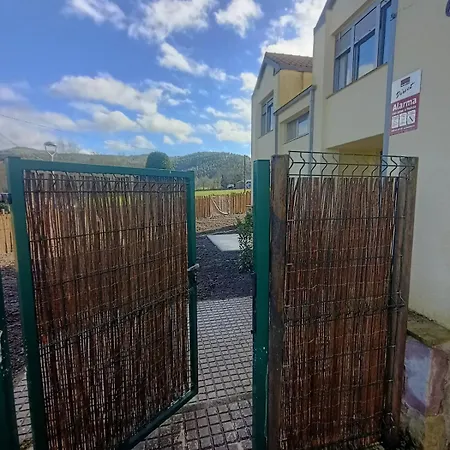 La Mimosa De Hazas, Cantabria Mar Y Montana Hazas de Cesto