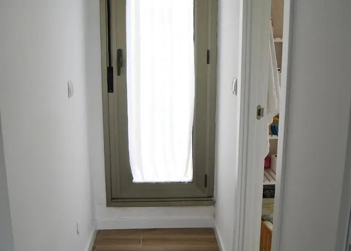 La Mimosa De Hazas, Cantabria Mar Y Montana * Hazas de Cesto