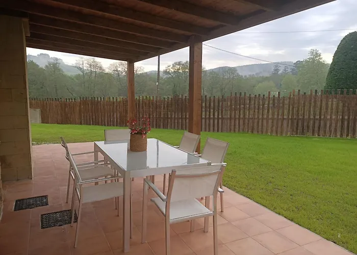 La Mimosa De Hazas, Cantabria Mar Y Montana Holiday home *