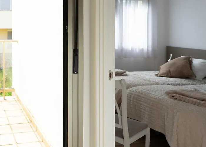 La Mimosa De Hazas, Cantabria Mar Y Montana